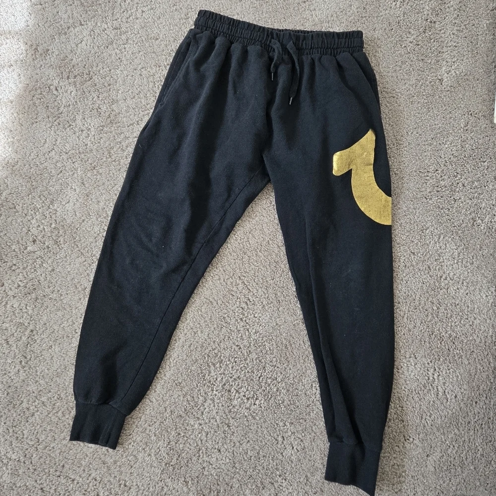 True Religion Mens Sweatpants Joggers Medium Gold HORSESHOE Logo Black Cuffed‎